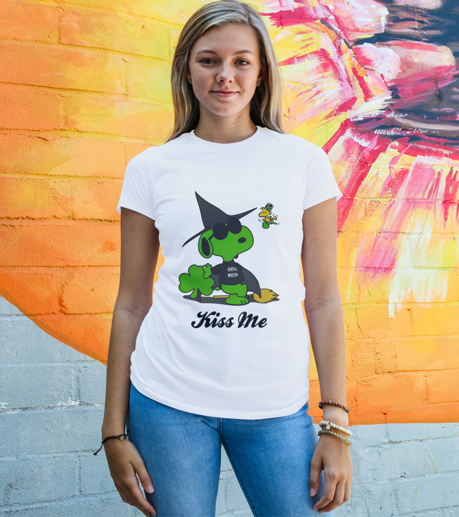 Snoopy Kiss Me 100% Irish St Patrick's Day Wizard Woodstock T-Shirt