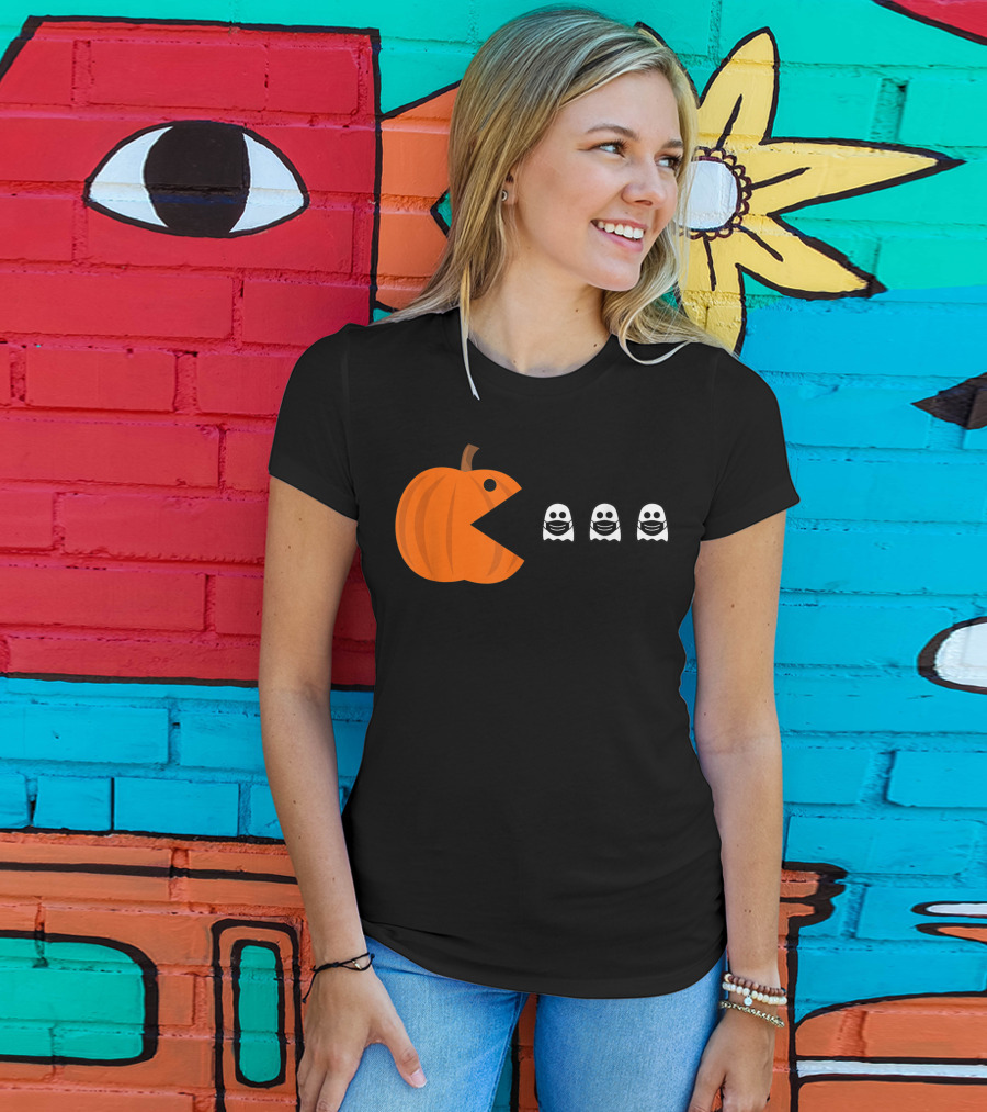 Pac-Man Pumpkin Eating Ghosts Funny Halloween Men's T-Shirt