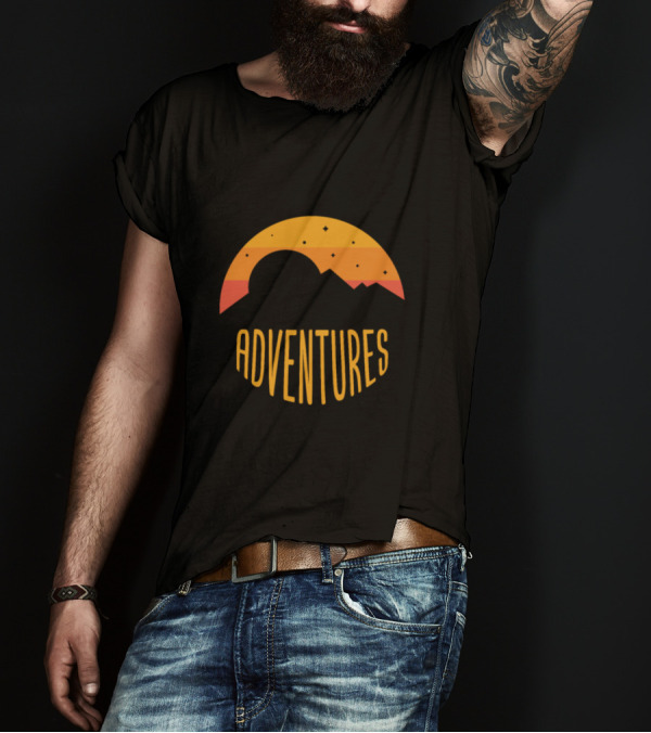 Addicted To Adventures Vintage Mountain Sunset Hiking Outdoors T-Shirt