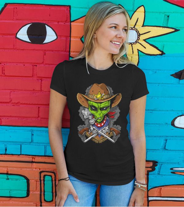 Alien Cowboy Sheriff Smoking With Crossed Pistols T-Shirt