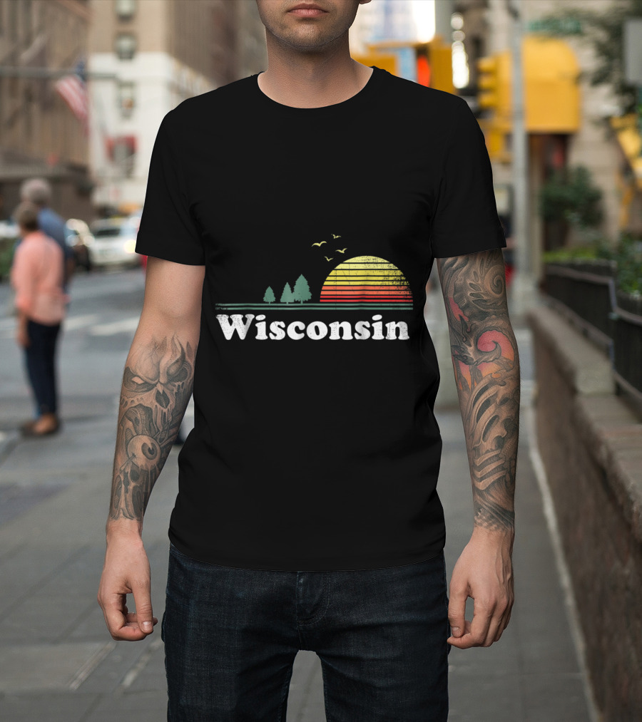 Wisconsin Retro Sunset with Trees and Birds T-Shirt