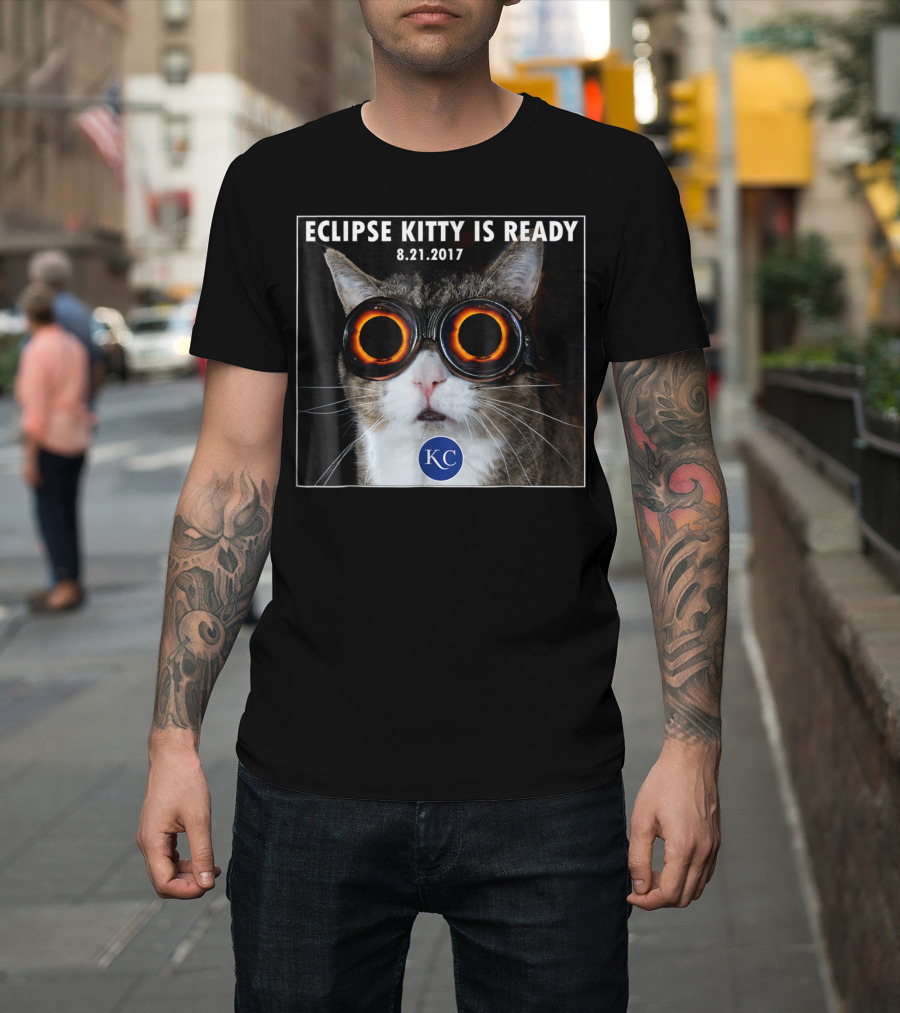 Eclipse Kitty Kansas City Total Solar E 8.21.2017 T-Shirt