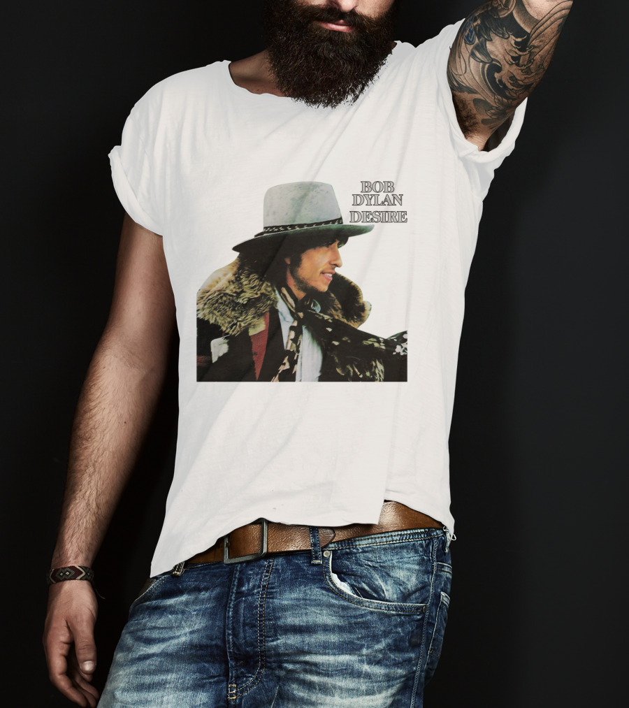 Bob Dylan Desire Album Cover With Fur Coat And Hat T-Shirt