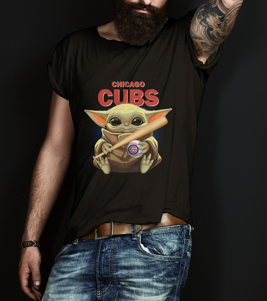Chicago Cubs Baby Yoda With Baseball Bat T-Shirt