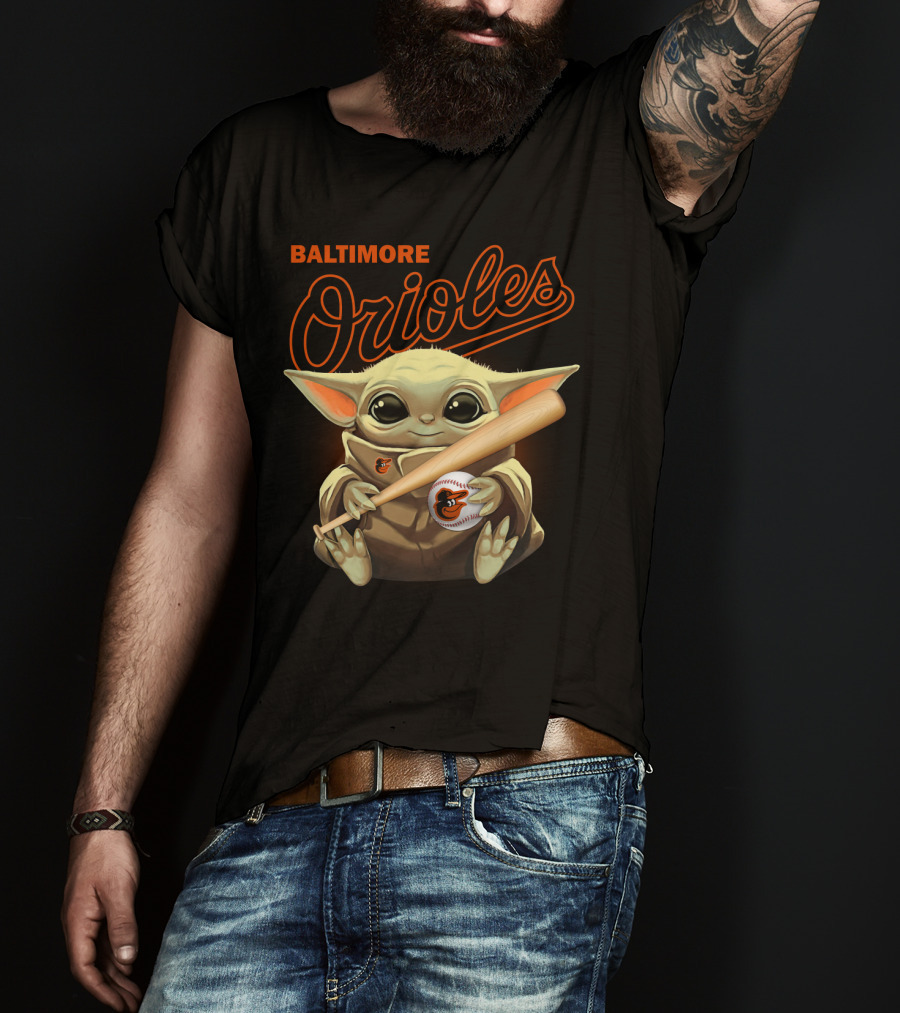 Baltimore Orioles Baby Yoda Holding Baseball And Bat T-Shirt