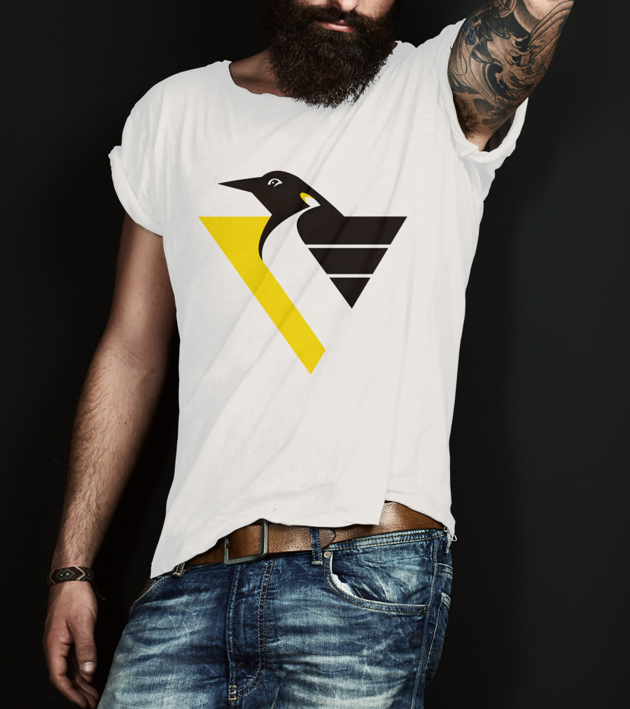 Pittsburgh Penguins Retro Penguin Triangles T-Shirt