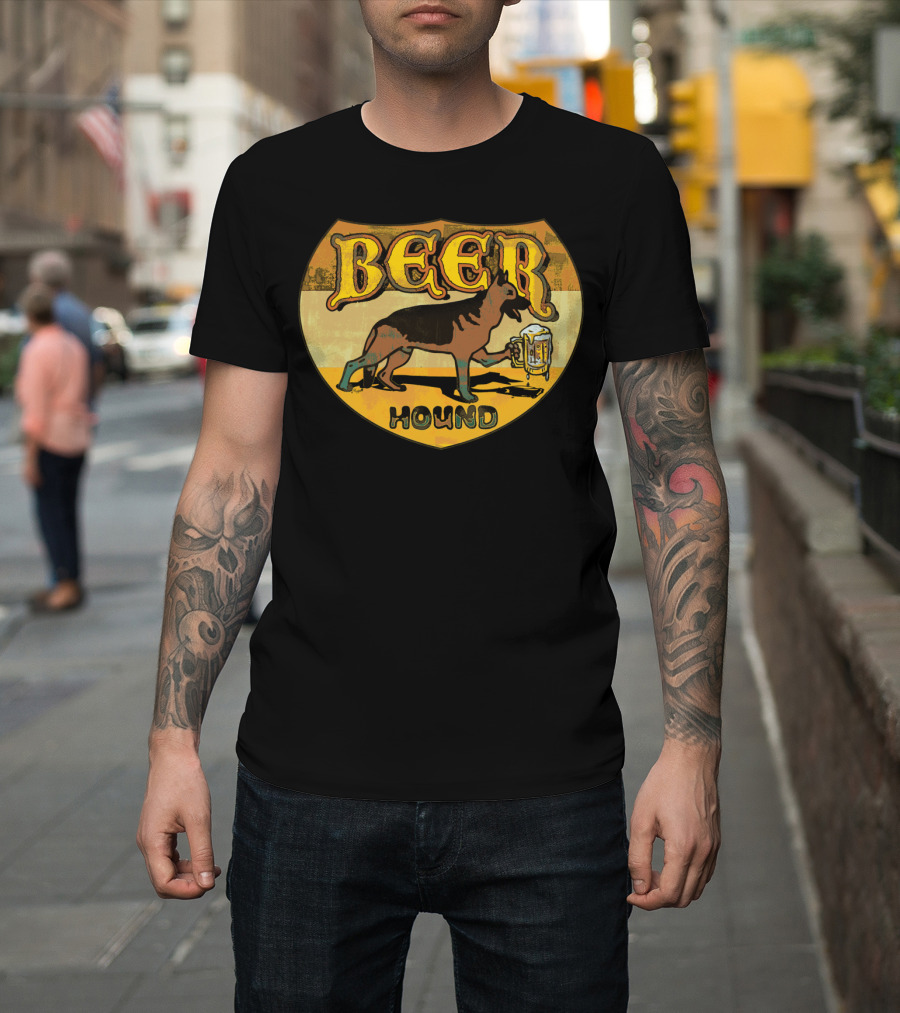 Beer Hound Vintage Style Drinking Shield with Dog and Beer Mug T-Shirt