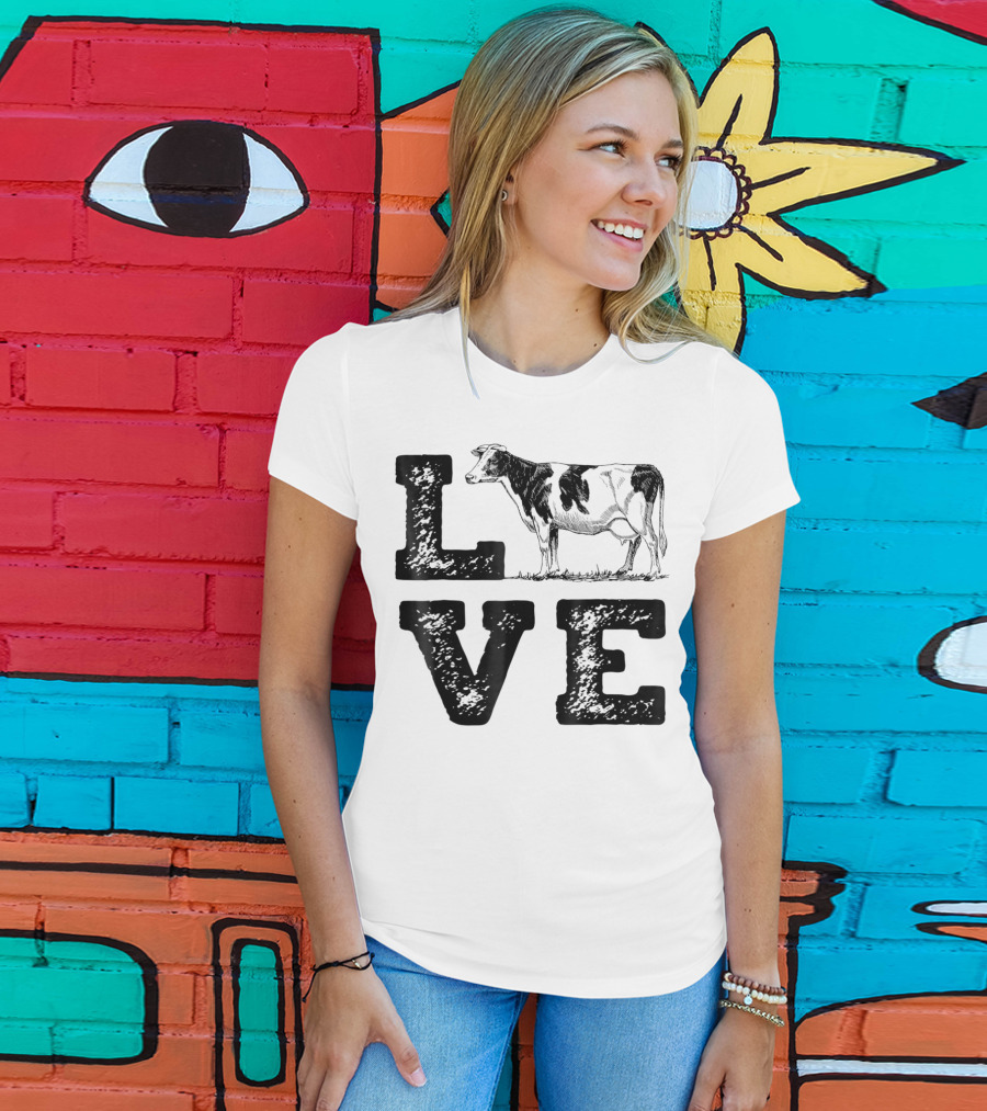 LOVE Cows Cow Lovers Farm Girls Women Farmer T-Shirt
