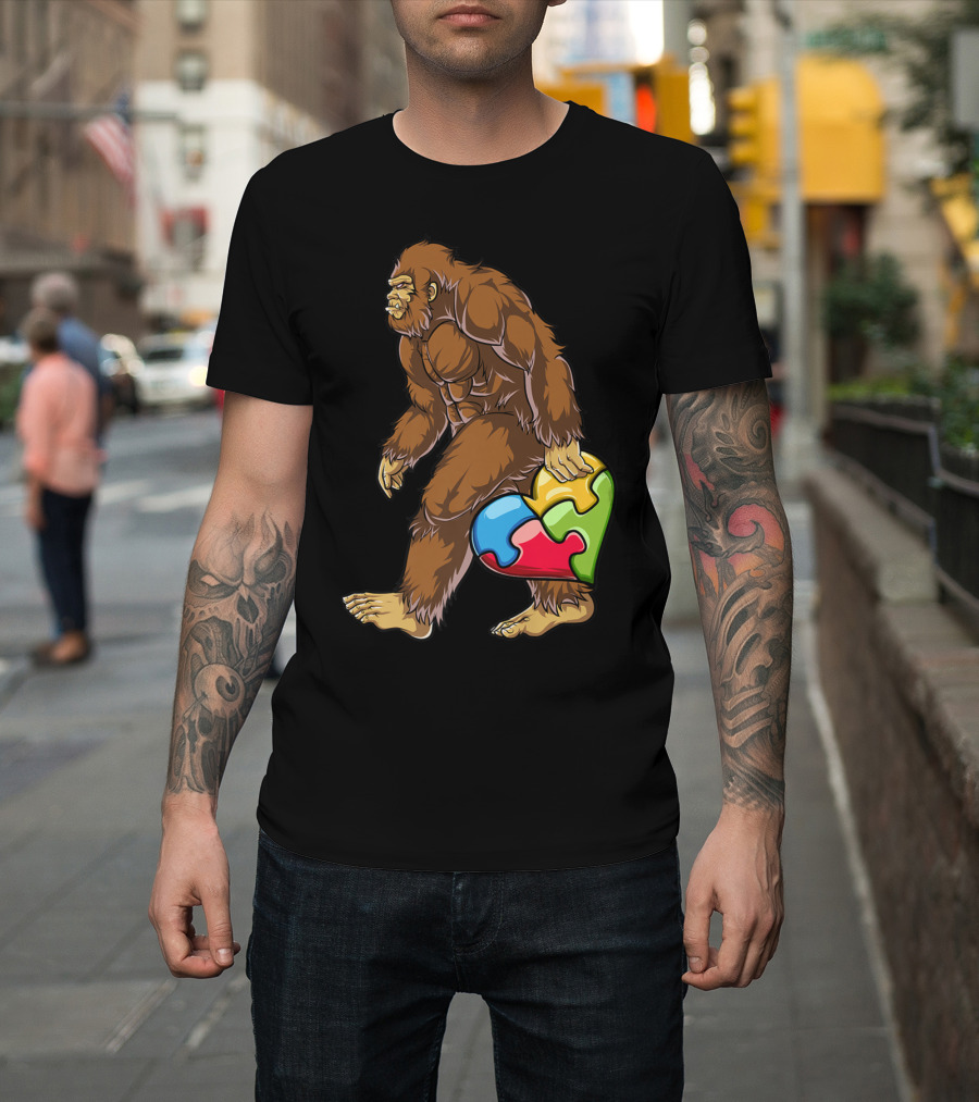 Bigfoot Holding Heart Puzzle Piece Autism Awareness Boys Men19 T-Shirt