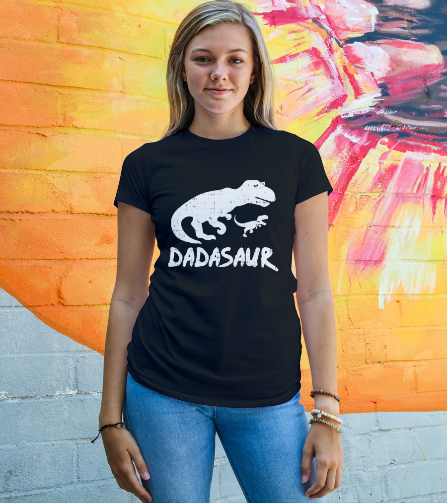 Dadasaur Funny TRex Dinosaur Dad Dadasaurus T-Shirt