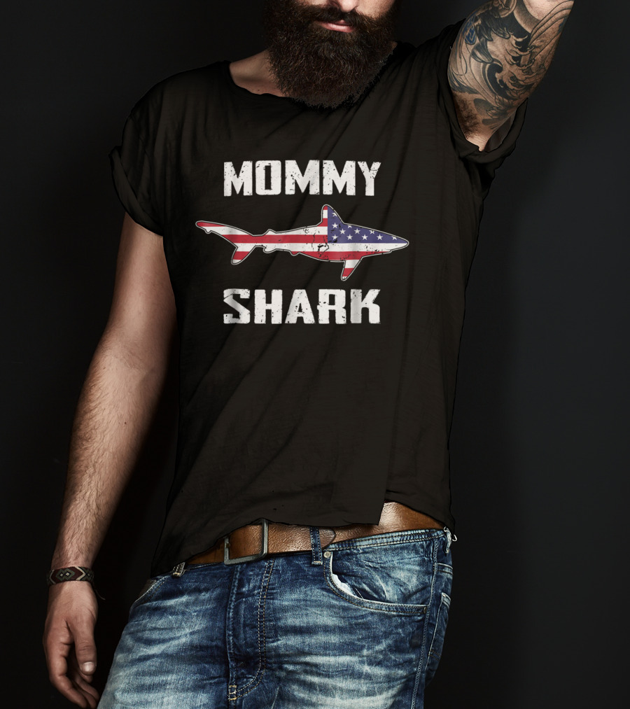 Mommy Shark American Flag Family Mom23 T-Shirt
