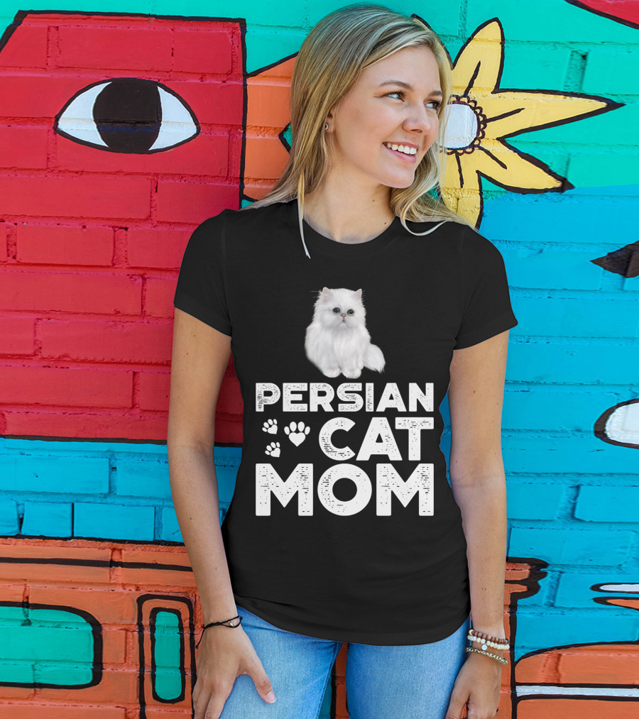 Persian Cat Mom With Paw And Heart Design For Female Cat Owners T-Shirt