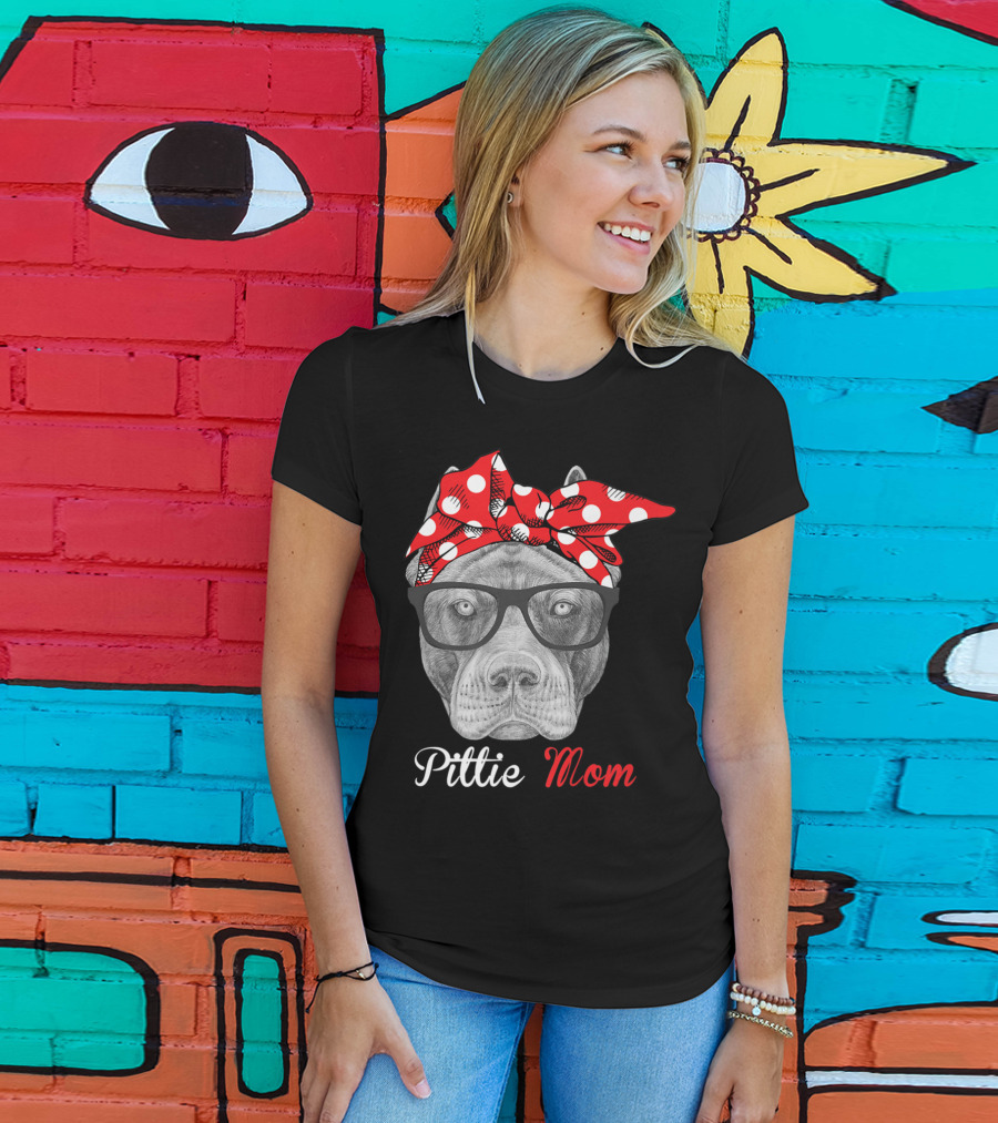 Pittie Mom Pitbull Dog Lovers Mothers Day T-Shirt