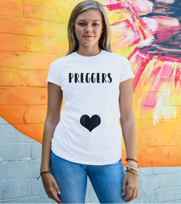 Preggers Announce Baby Prego Mom Heart Idea46 T-Shirt