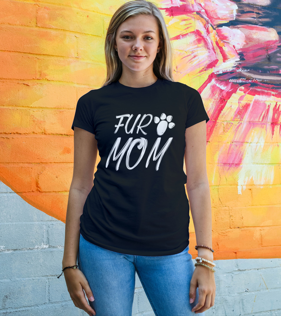 Fur Mom Animal Lover Paw Print Design Light39 T-Shirt
