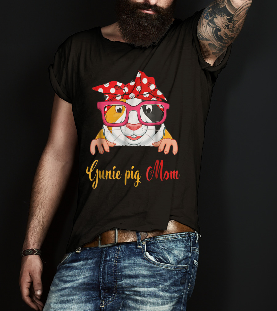 Guinea Pig Mom Red Glasses Bandana 37 T-Shirt