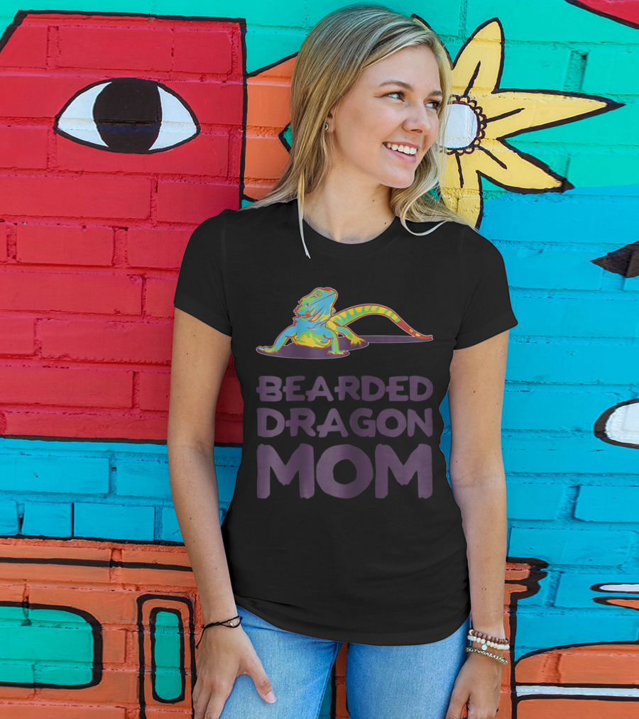 Bearded Dragon Mom Beardie Mother Lizard Retro Colorful T-Shirt