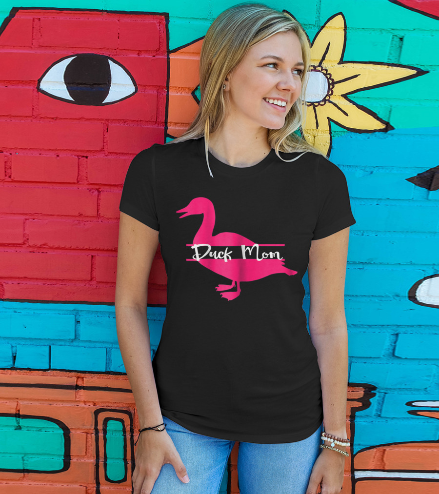 Duck Mom Rouen Pekin Duck Pink T-Shirt