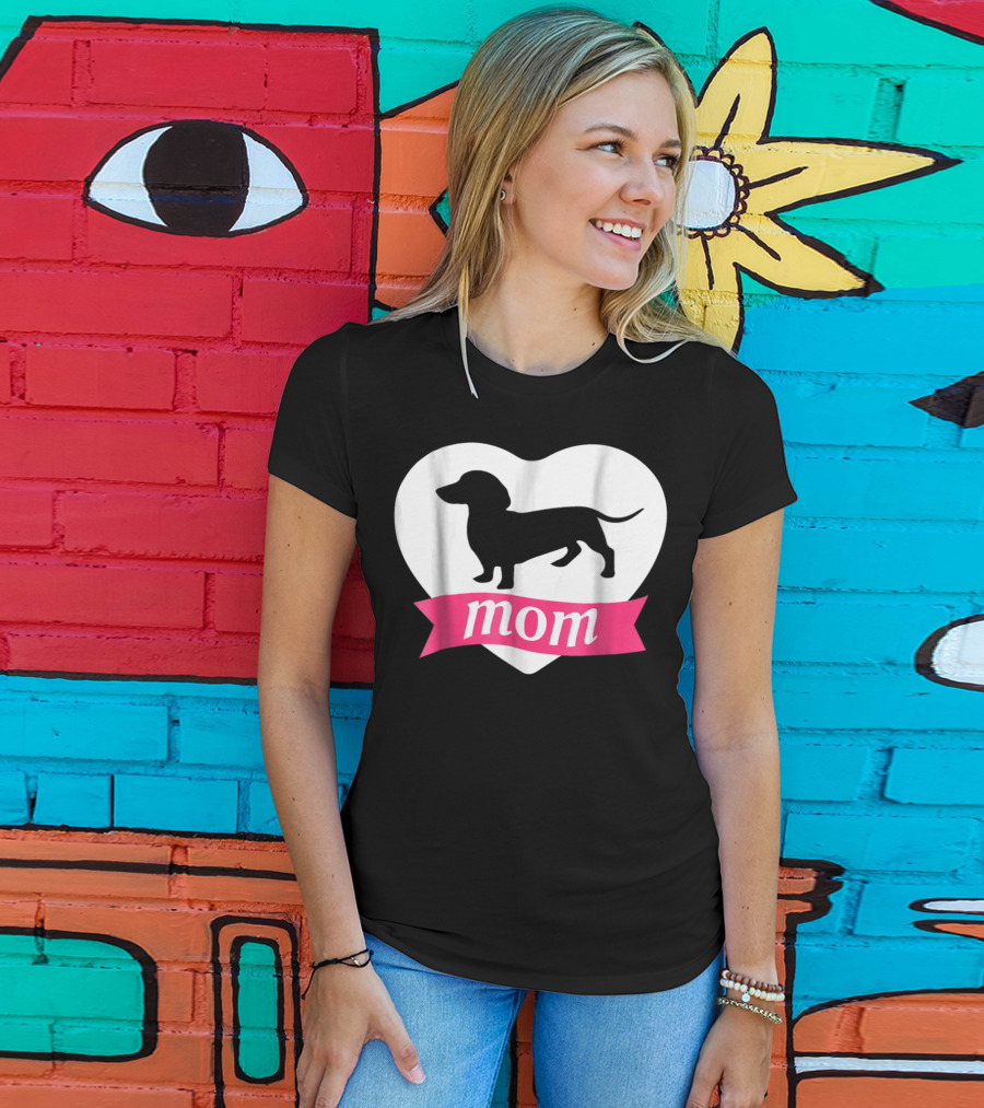 DACHSHUND MOM Heart Silhouette Vintage Fleece T-Shirt