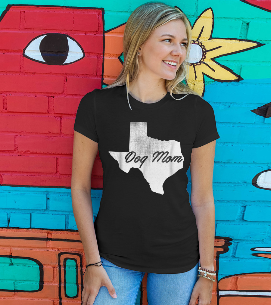 Texas State Dog Mom TX Lover Distressed Map T-Shirt