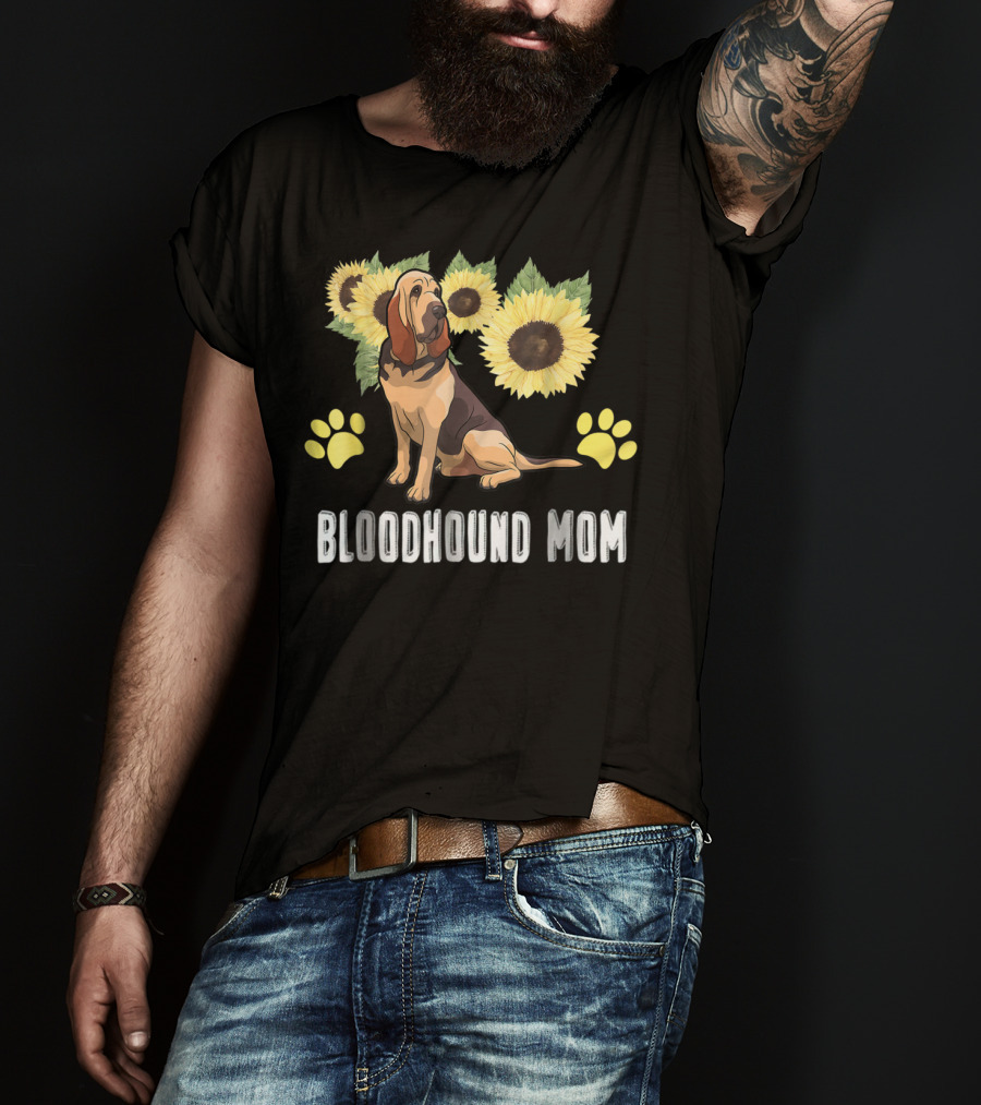 Bloodhound Mom Sunflower Paws T-Shirt