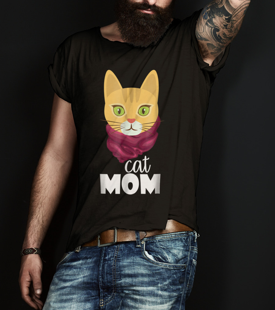 Cat Mom Funny For The Perfect Cat Mom In Your Family T-Shirt
