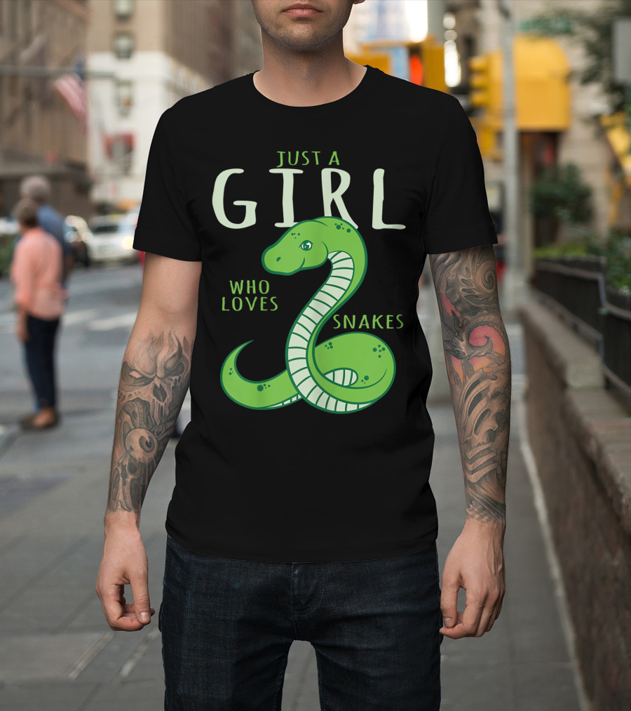 Just a Girl Who Loves Snakes Green Snake Image T-Shirt