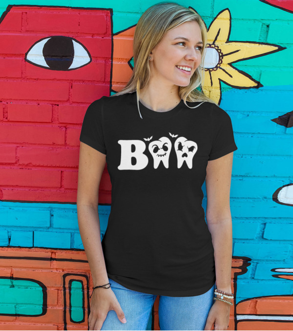 Boo Teeth Halloween Dentist Spooky Ghost Bats T-Shirt