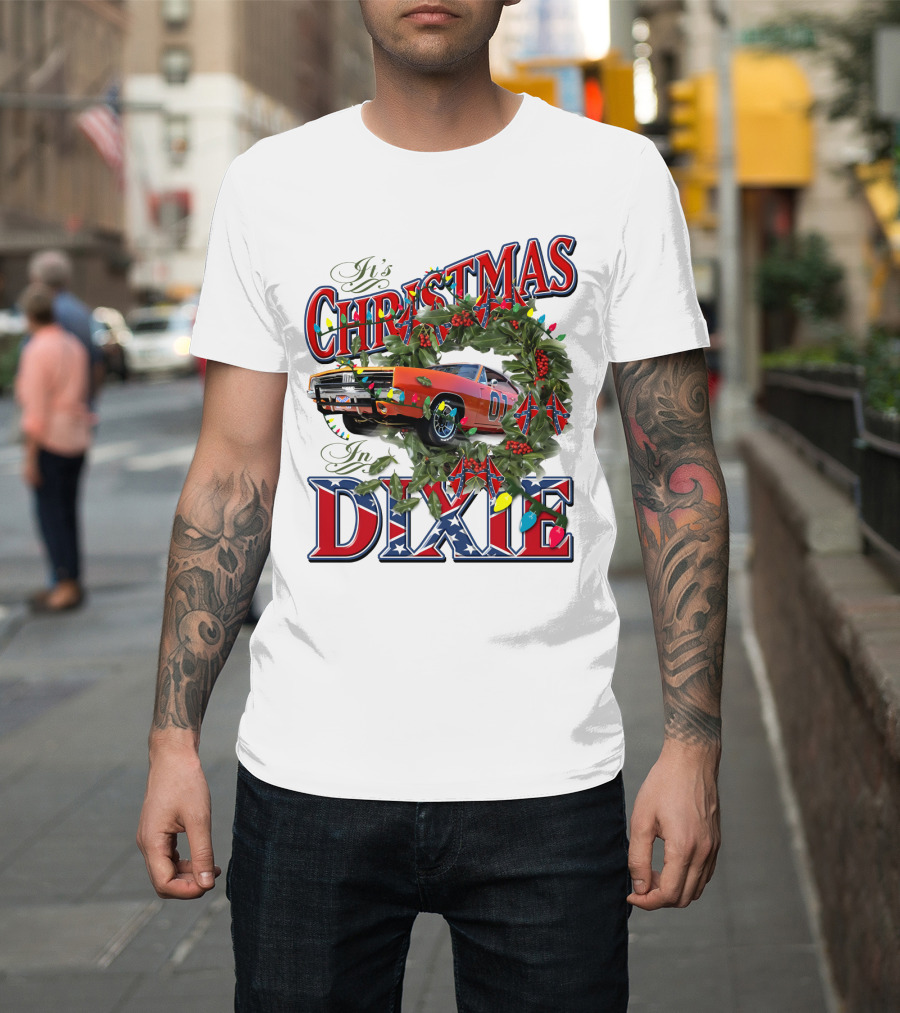 It's Christmas In Dixie 01 General Lee Car Wreath Lights T-Shirt
