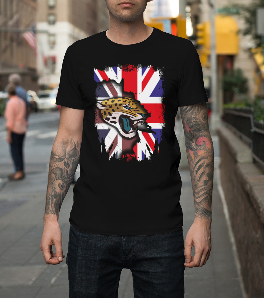 United Kingdom Union Jack Flag With Fierce Jaguar Face T-Shirt