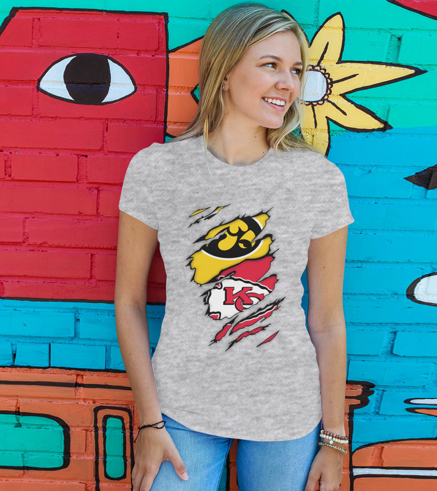 Iowa Hawkeyes Kansas City Chiefs Torn Claw Marks T-Shirt
