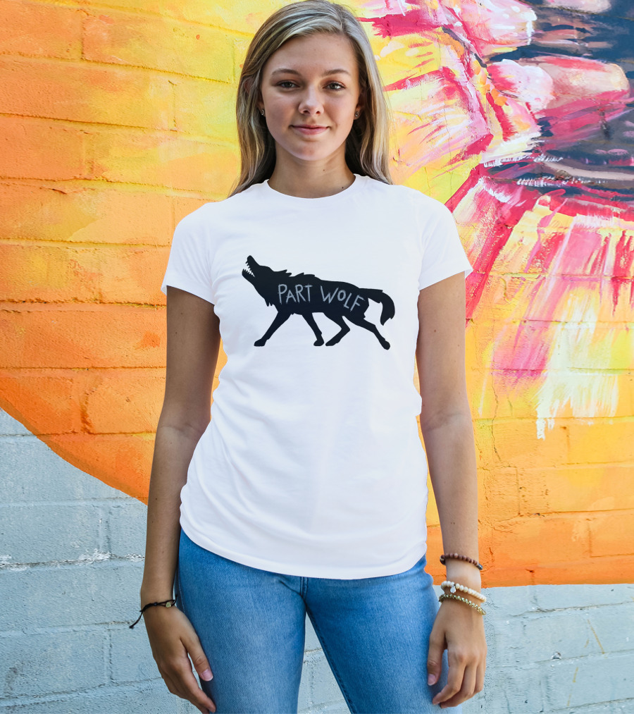 PART WOLF Howling Wolf T-Shirt