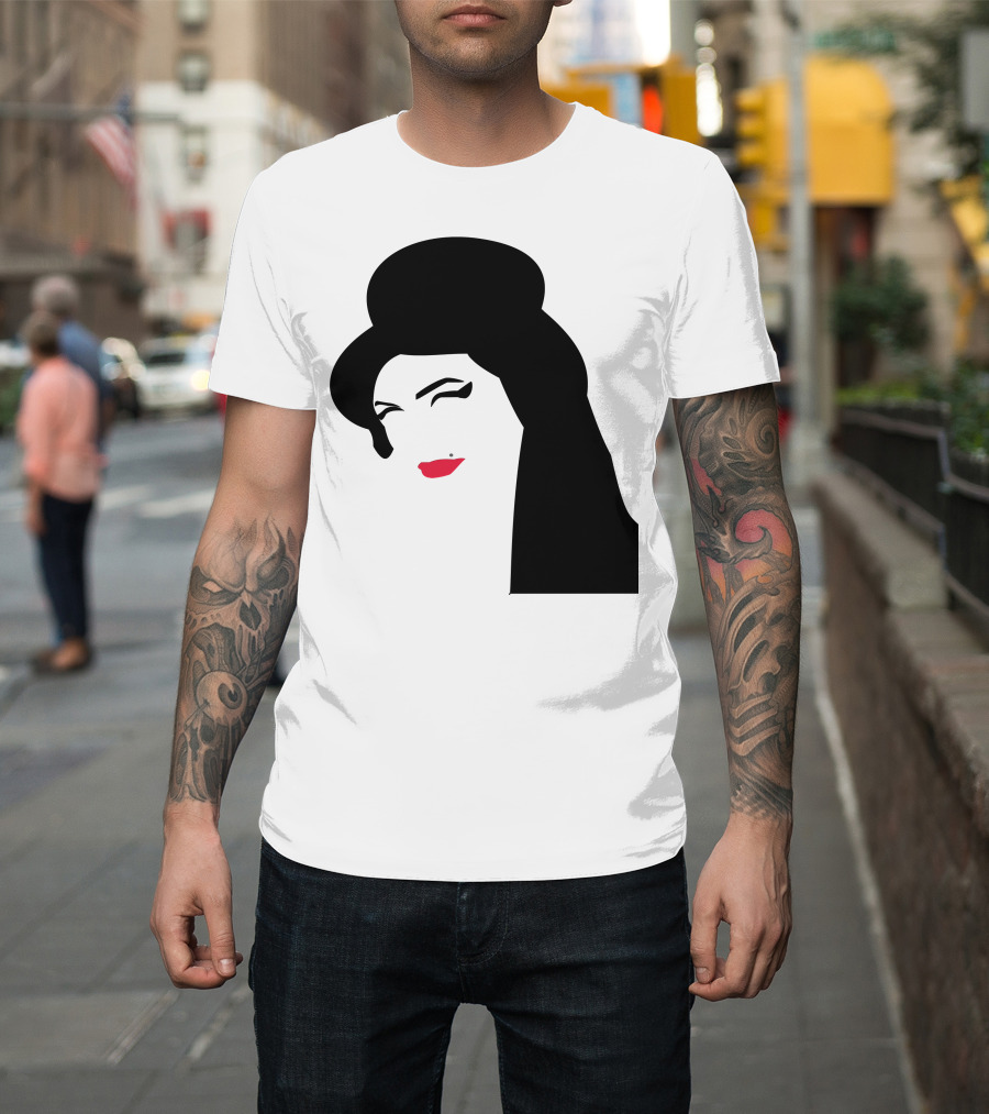 Amy Winehouse Iconic T-Shirt
