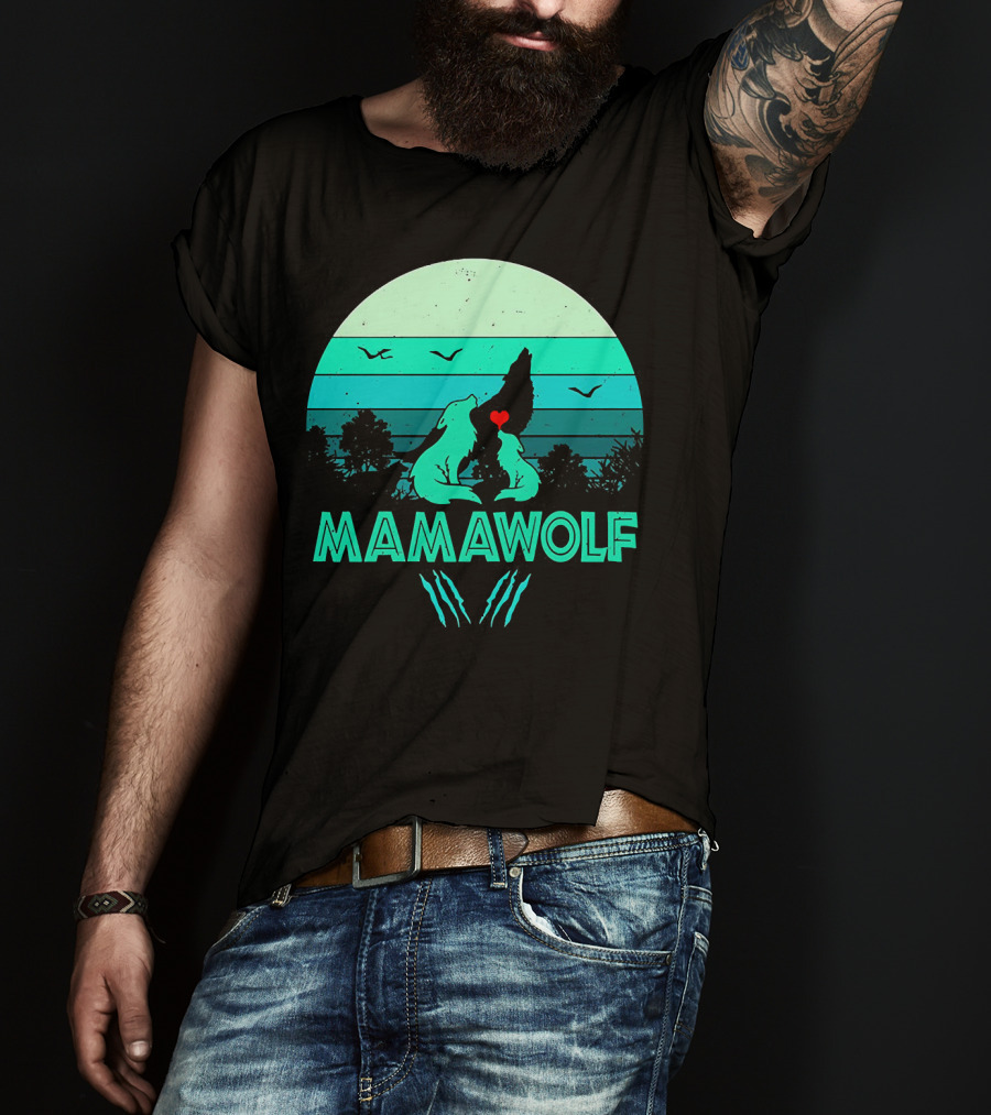 MAMAWOLF Babies Mom Vintage Wolf Heart Moon T-Shirt