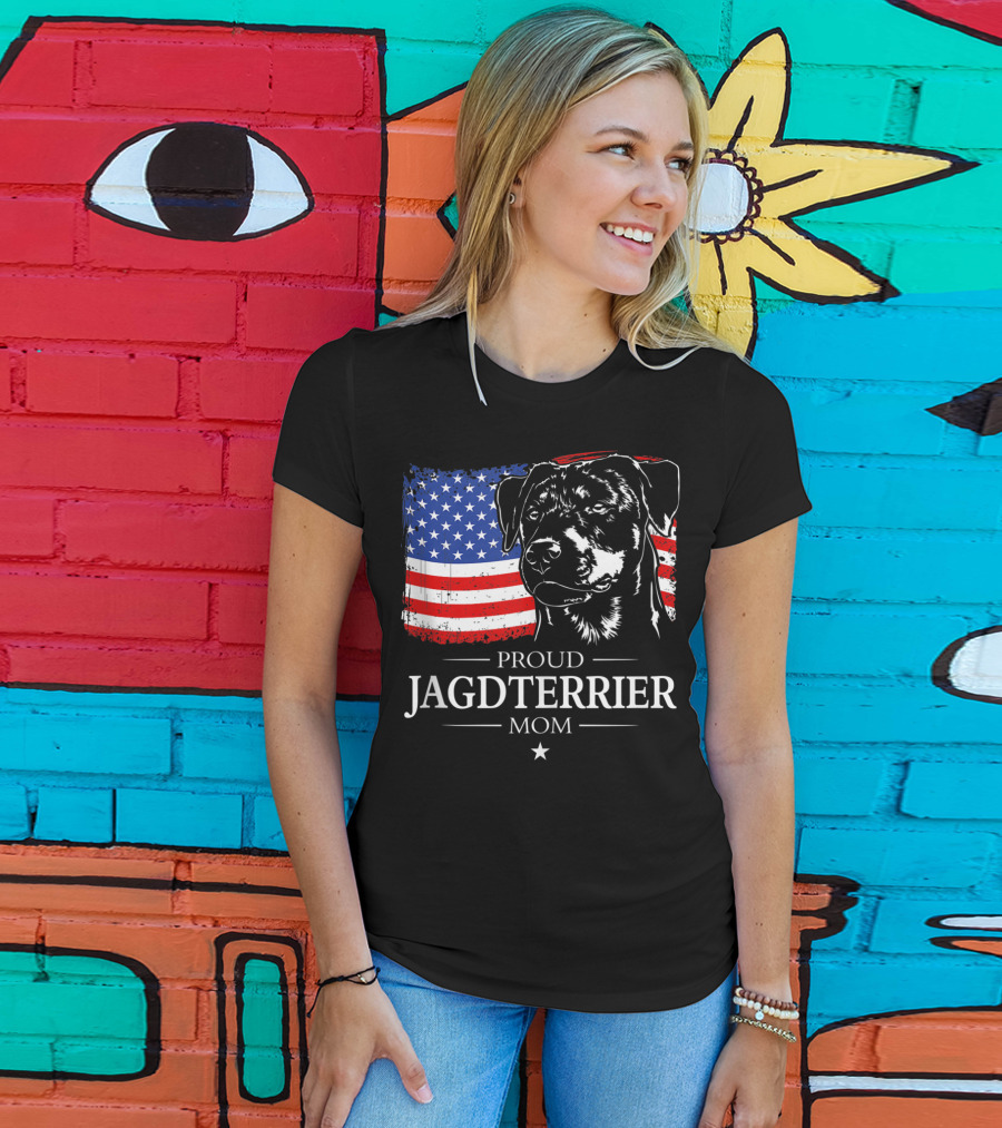 Proud Jagdterrier Mom American Flag T-Shirt