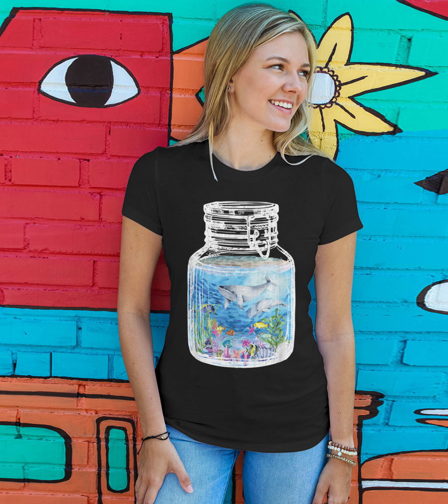 Underwater Terrarium Ocean Fish Whales In Glass Jar T-Shirt