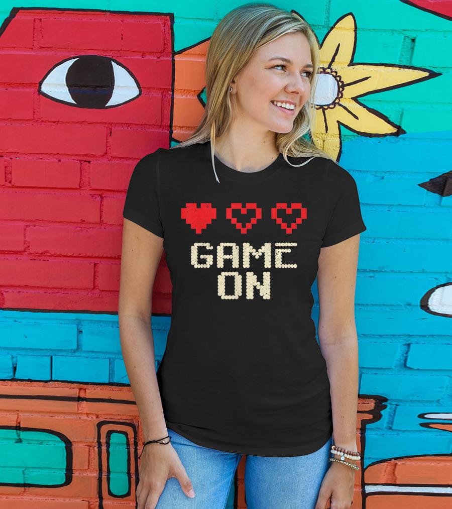 Game On Arcade Classic Gaming 3 Hearts Life Bar T-Shirt