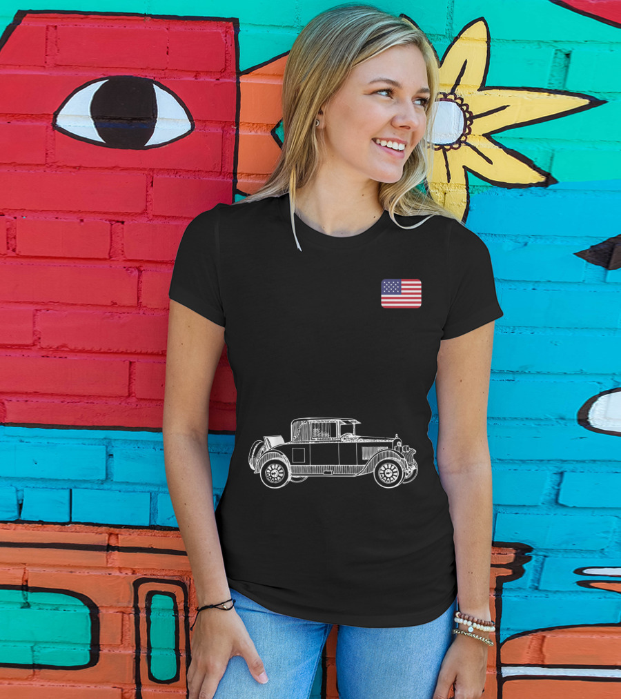 Classic Car USA American Flag Racing Patriotic Vintage Automobile T-Shirt