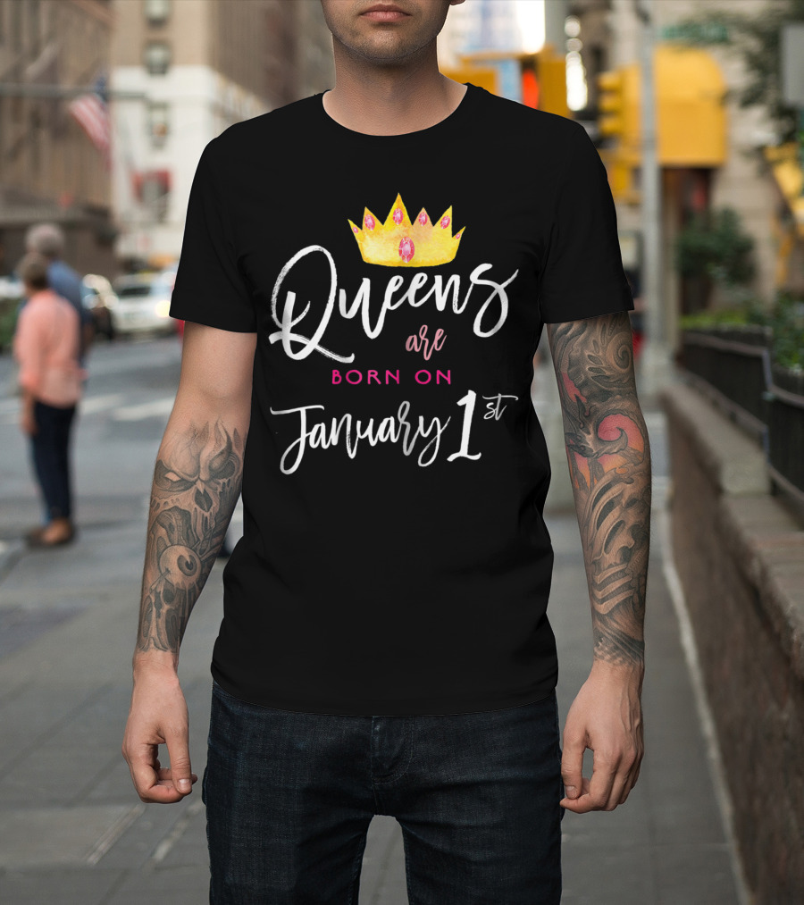 Queens Are Born On January 1st Crown T-Shirt