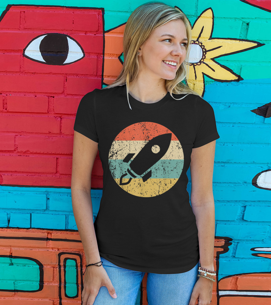 Astronau Vintage Space Ship Retro Rocket Stripes T-Shirt