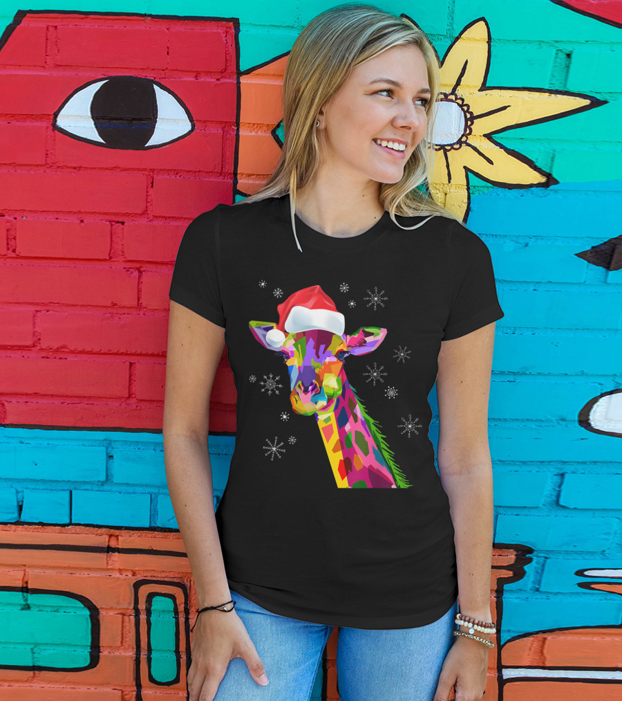 Giraffe Christmas Santa Hat Colorful Snowflakes T-Shirt