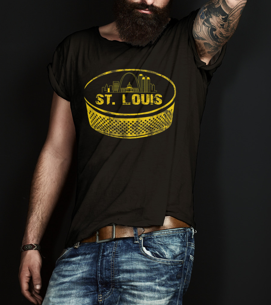 St Louis Missouri Cityscape Hockey Puck Retro T-Shirt