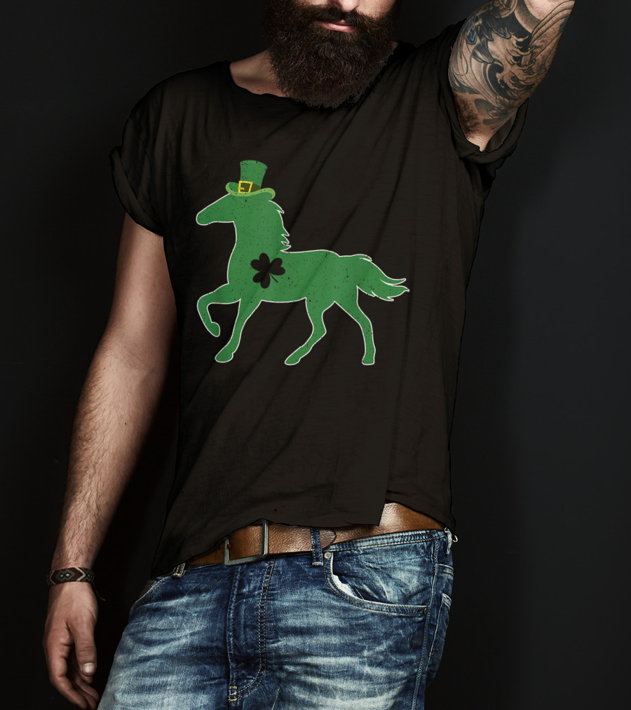 Funny Green Horse With Shamrock St Patrick's Day T-Shirt