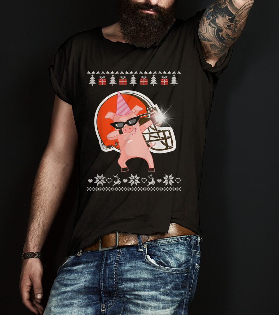 Merry Christmas Pig Dabbing Football Team Santa Hat Sunglasses Christmas Tree Reindeer Snowflakes T-Shirt