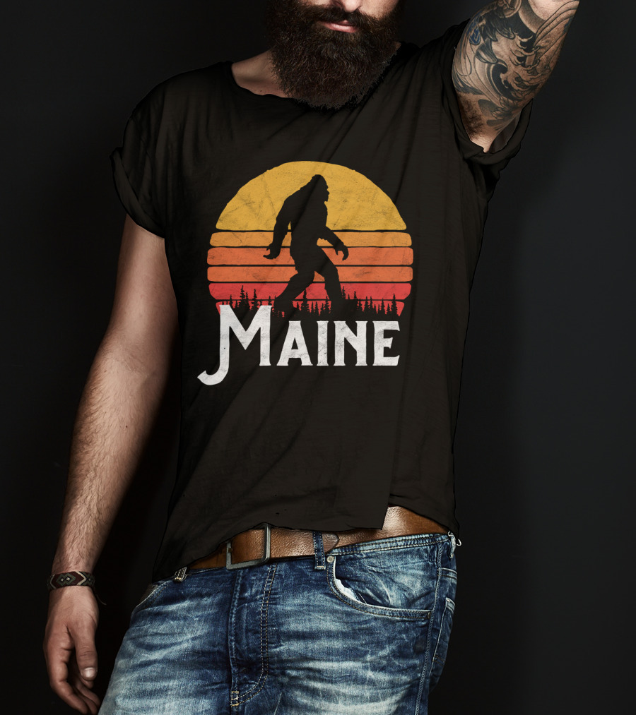 Maine Bigfoot Silhouette Retro Sun Believe T-Shirt