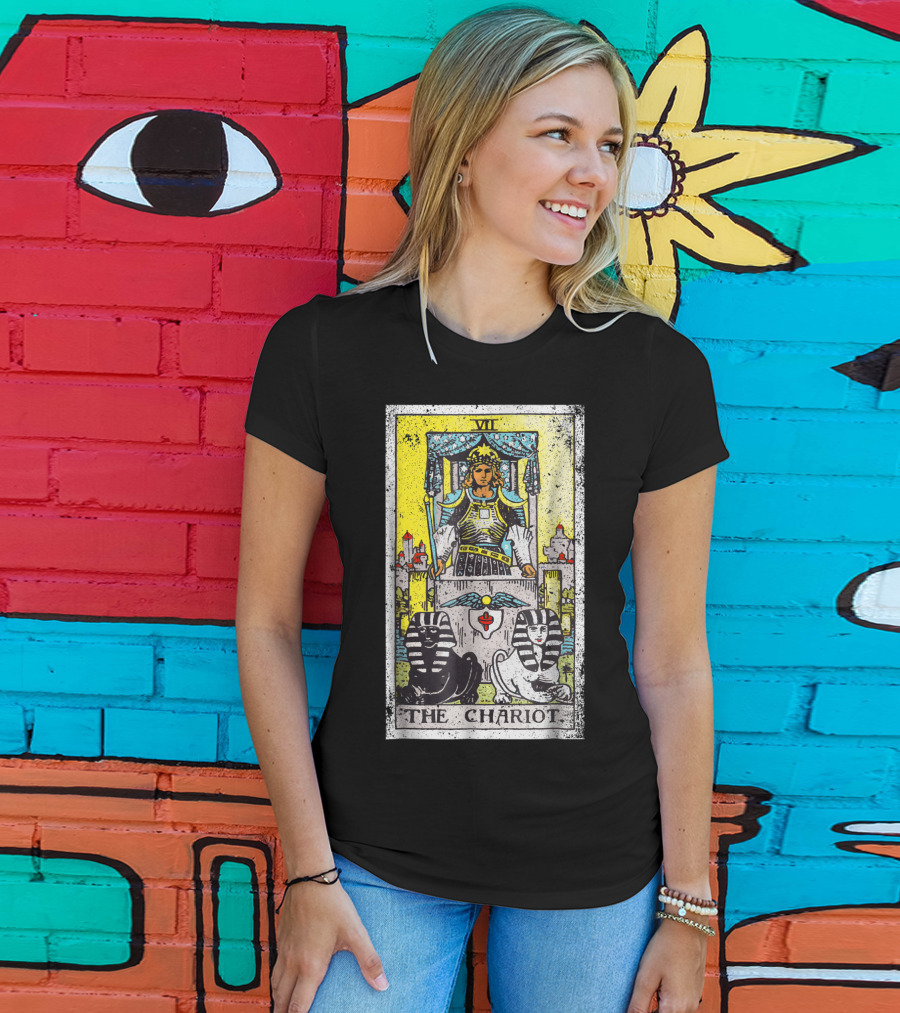 VII The Chariot Tarot Card T-Shirt