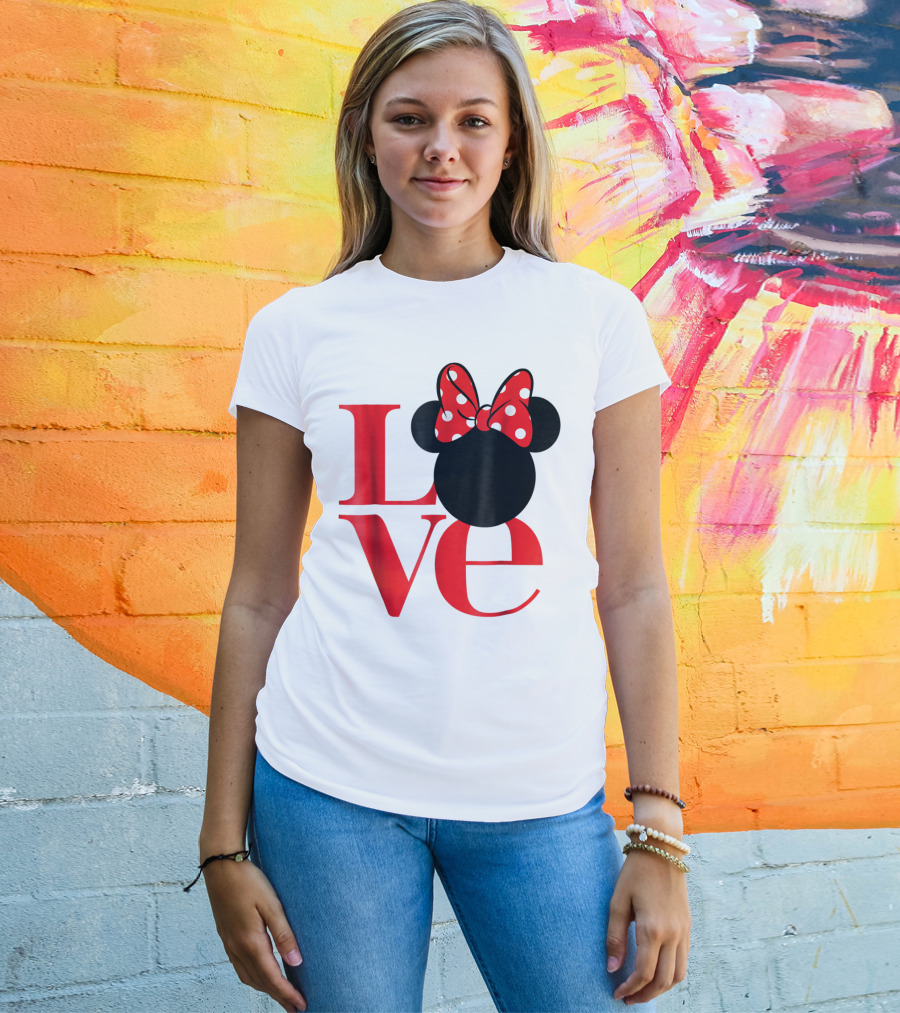 Minnie Mouse Love Bow T-Shirt