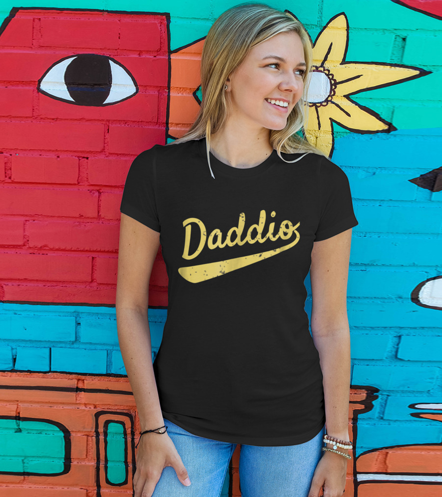 Daddio Cool Vintage Classic Style Mens T-Shirt
