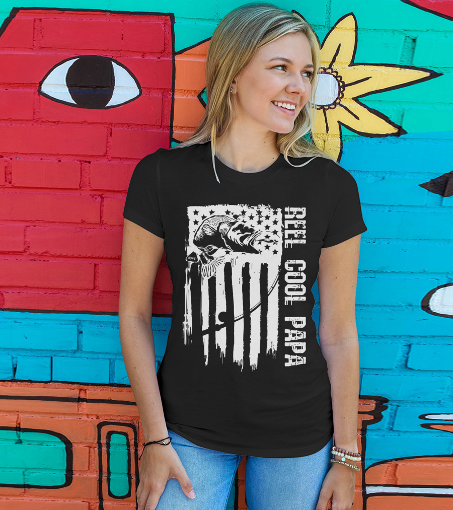 Reel Cool Papa Fishing Patriotic American Flag T-Shirt