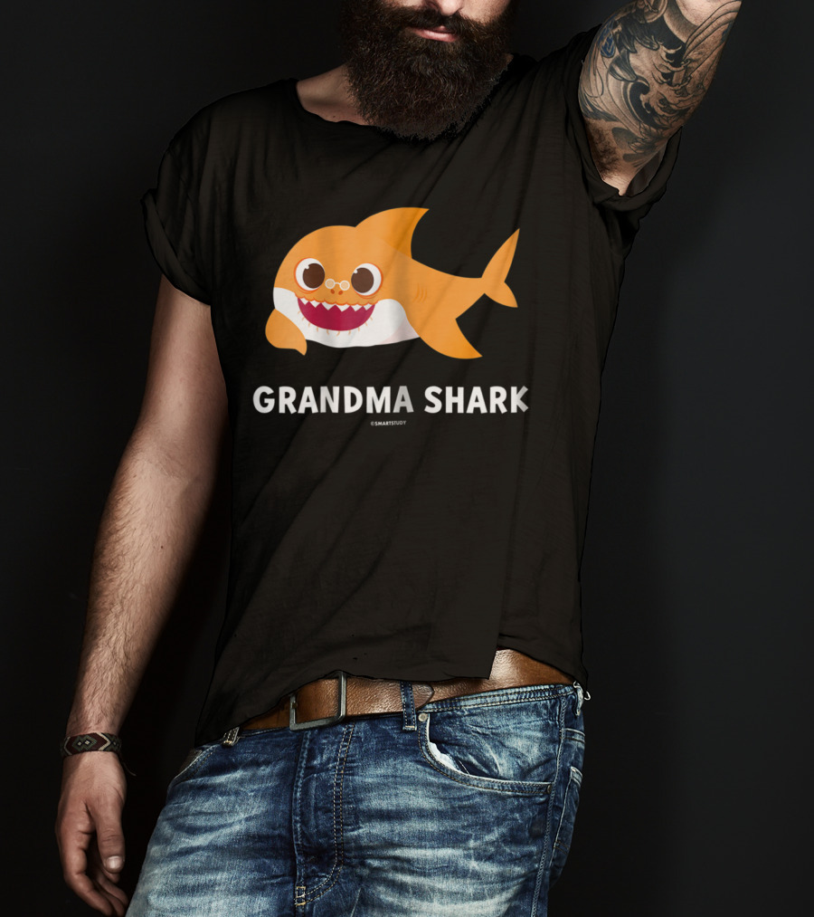 Grandma Shark Pinkfong SmartStudy Official Merchandise T-Shirt